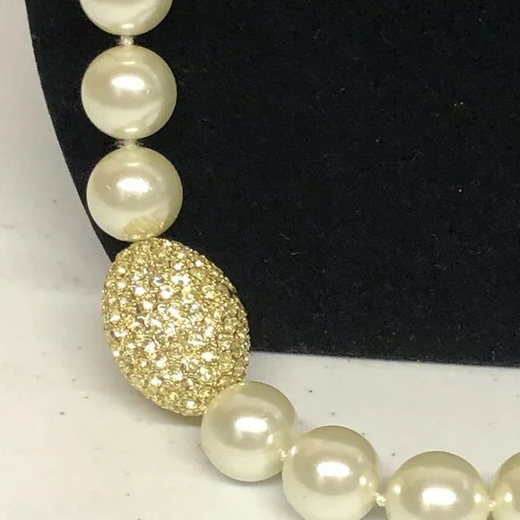 Joan Boyce Multi color Crystal and Faux Pearl Statement Piece ** - Picture 4 of 9